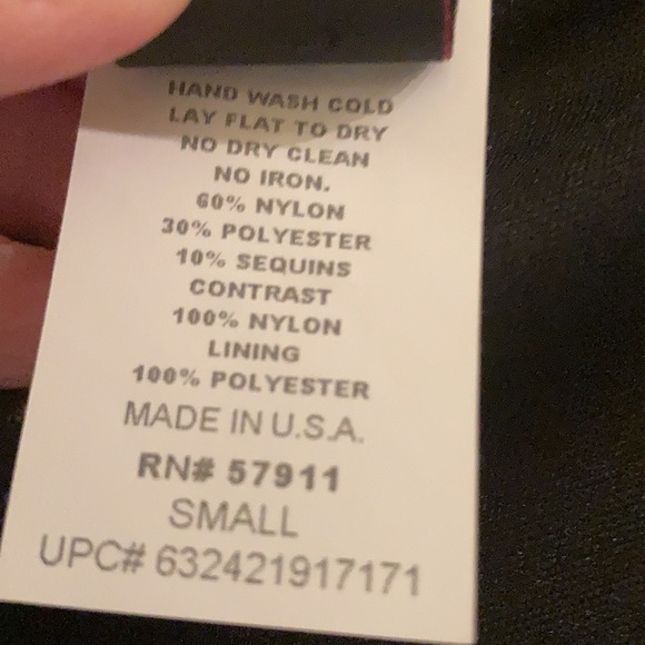 Beautiful blouse small - Picture 6 of 6